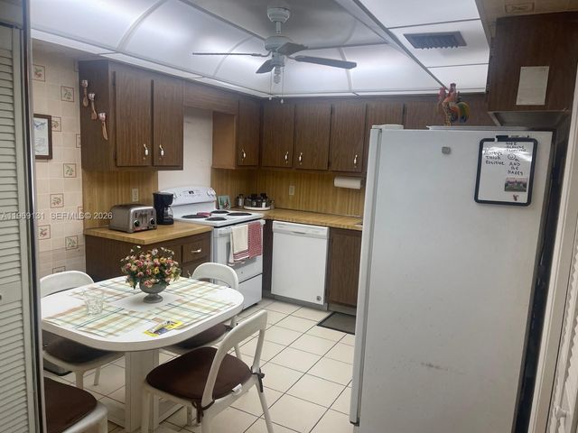 16500 Golf Club Road 204, Weston, FL 33326