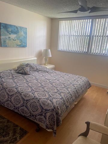 16500 Golf Club Road 204, Weston, FL 33326