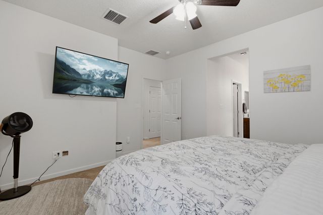32 Via Sagrada, Santa Fe, NM 87508