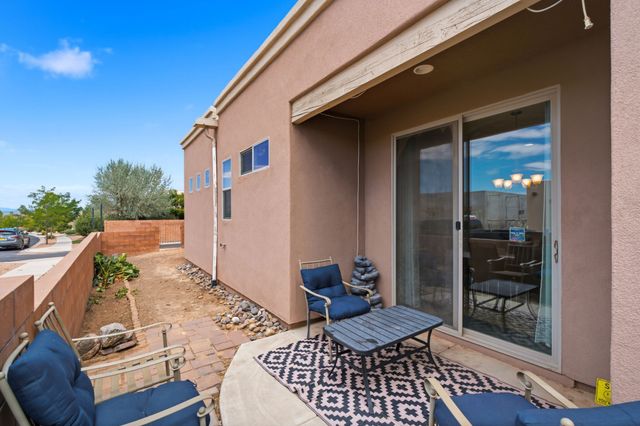 32 Via Sagrada, Santa Fe, NM 87508
