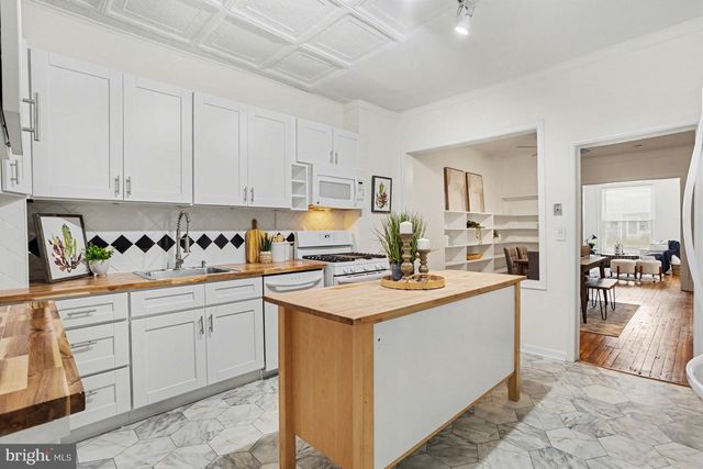 3616 KEYSTONE AVE, Baltimore, MD 21211