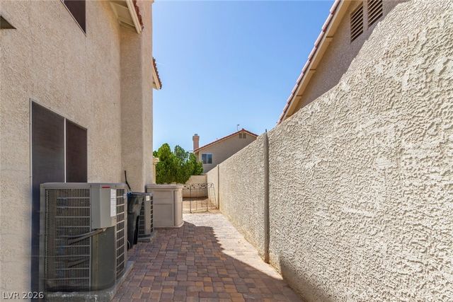 5525 Red Bluff Drive, Las Vegas, NV 89130