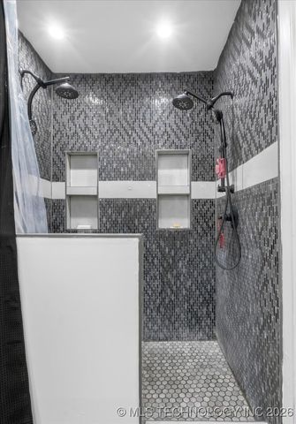 8210 N 126th Avenue, Owasso, OK 74055