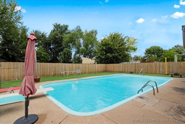 8210 N 126th Avenue, Owasso, OK 74055