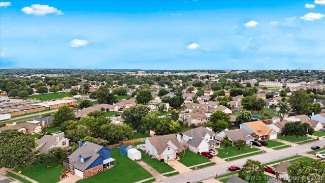 8210 N 126th Avenue, Owasso, OK 74055