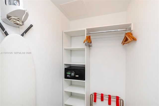 2602 E Hallandale Beach Blvd R1903, Hallandale Beach, FL 33009