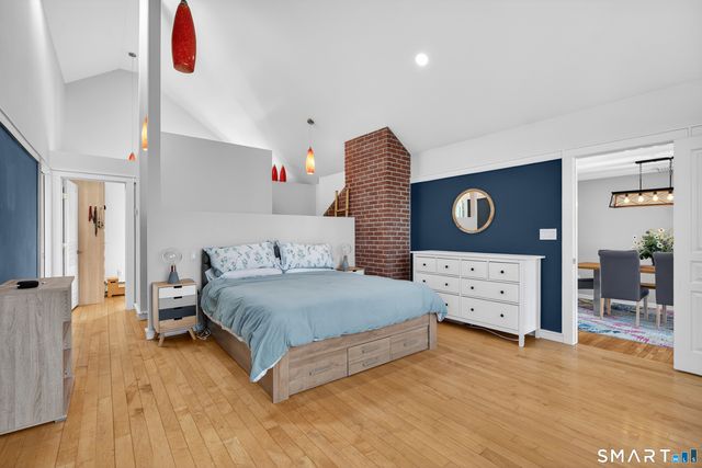 18 Riverside Terrace, Madison, CT 06443