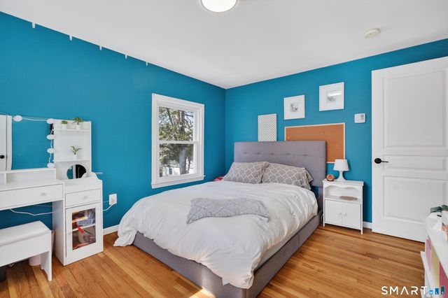 18 Riverside Terrace, Madison, CT 06443