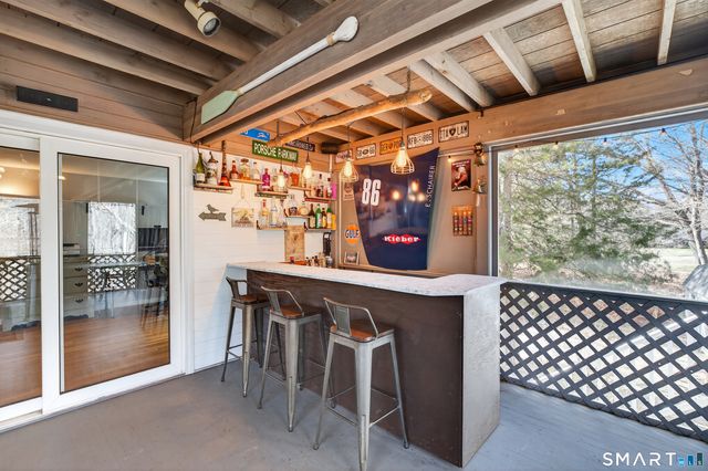 18 Riverside Terrace, Madison, CT 06443