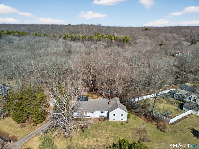 18 Riverside Terrace, Madison, CT 06443