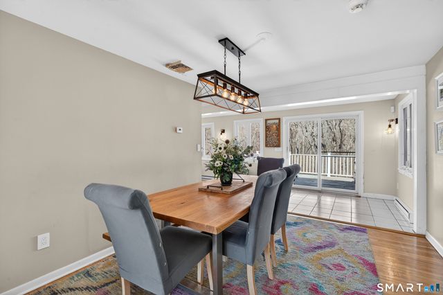 18 Riverside Terrace, Madison, CT 06443