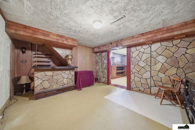 7320 Starr Street, Lincoln, NE 68505