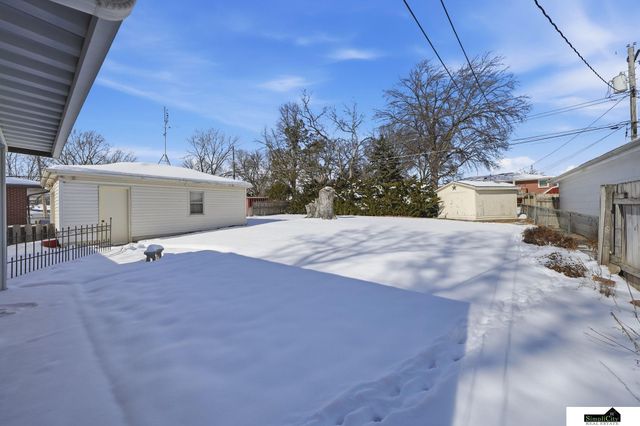 7320 Starr Street, Lincoln, NE 68505