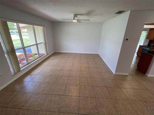 2650 NW 94th Way, Sunrise, FL 33322