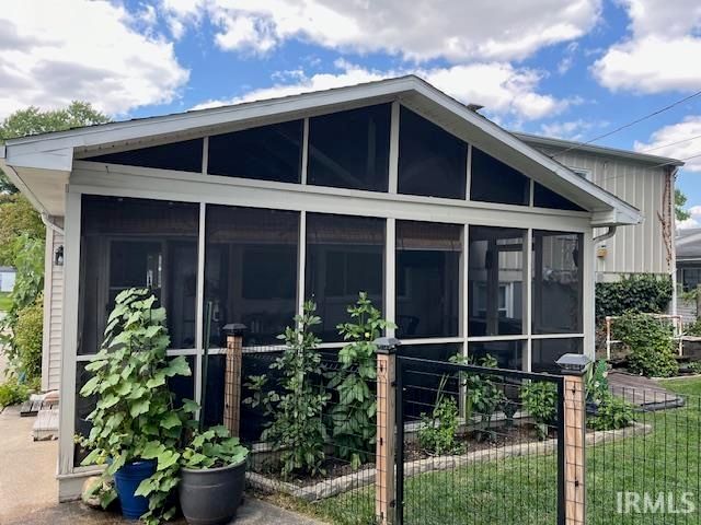 1448 Catherwood Street, South Bend, IN 46614