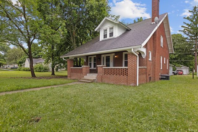 1409 N Woodridge Avenue, Muncie, IN 47304