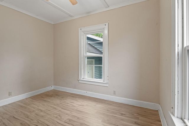 1409 N Woodridge Avenue, Muncie, IN 47304
