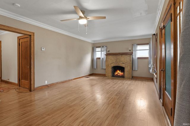 1409 N Woodridge Avenue, Muncie, IN 47304