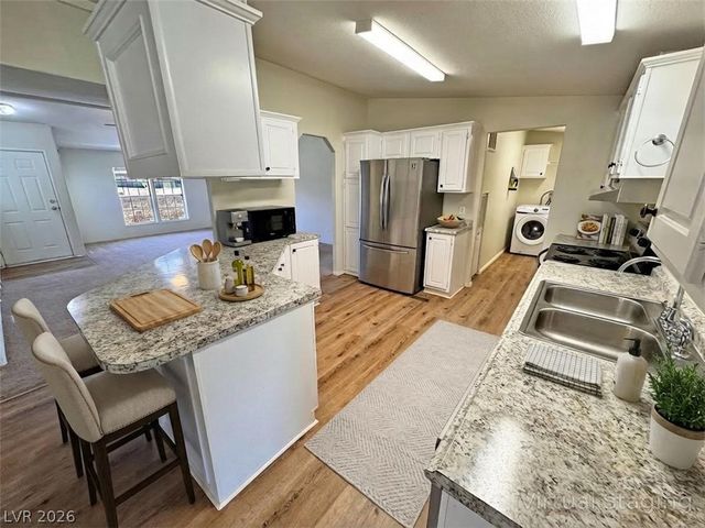 2860 South Rainbow Avenue, Pahrump, NV 89048