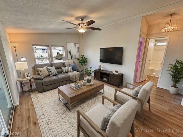 2860 South Rainbow Avenue, Pahrump, NV 89048