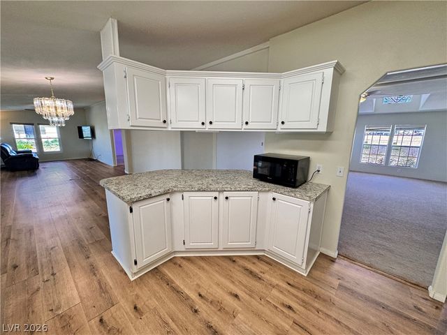 2860 South Rainbow Avenue, Pahrump, NV 89048