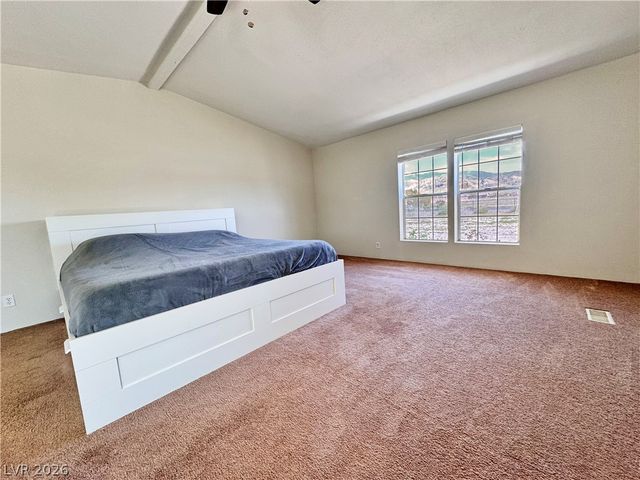 2860 South Rainbow Avenue, Pahrump, NV 89048