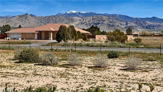 2860 South Rainbow Avenue, Pahrump, NV 89048