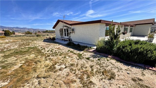 2860 South Rainbow Avenue, Pahrump, NV 89048