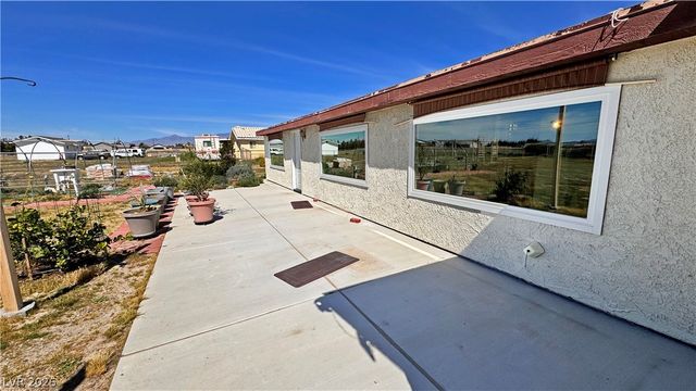 2860 South Rainbow Avenue, Pahrump, NV 89048