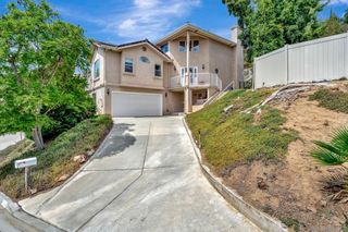 2106 Zachary Gln, Escondido, CA 92027