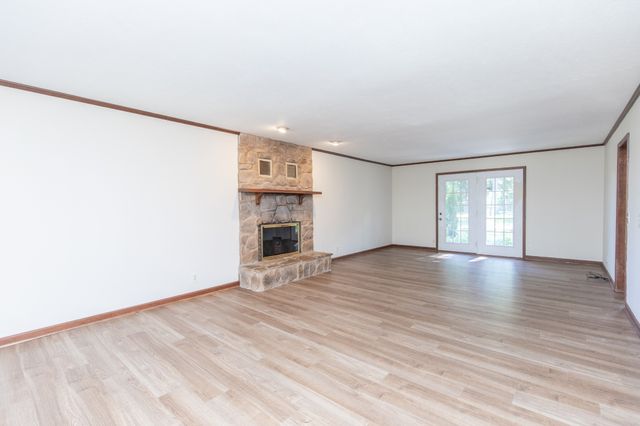 1591 Brinkley Branch Rd, Hendersonville, TN 37075