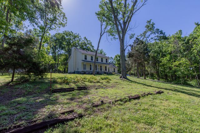 1591 Brinkley Branch Rd, Hendersonville, TN 37075