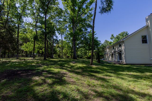 1591 Brinkley Branch Rd, Hendersonville, TN 37075