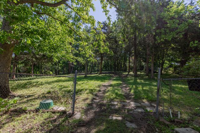 1591 Brinkley Branch Rd, Hendersonville, TN 37075