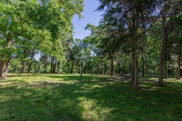 1591 Brinkley Branch Rd, Hendersonville, TN 37075