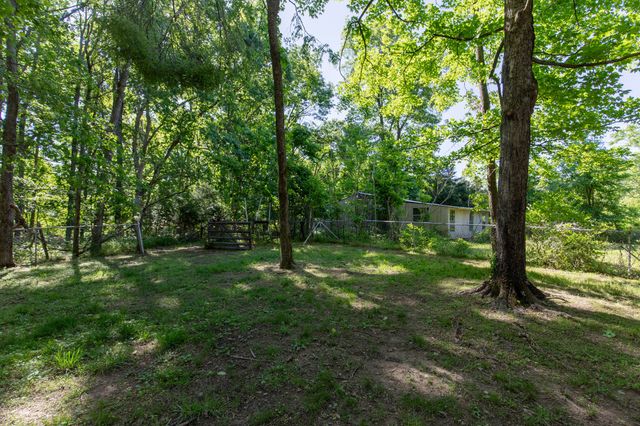 1591 Brinkley Branch Rd, Hendersonville, TN 37075