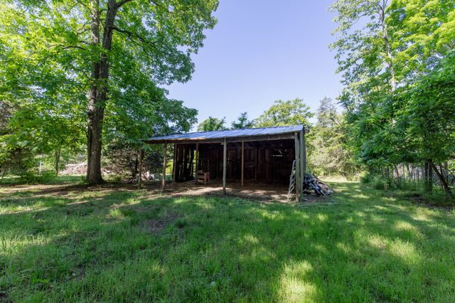1591 Brinkley Branch Rd, Hendersonville, TN 37075