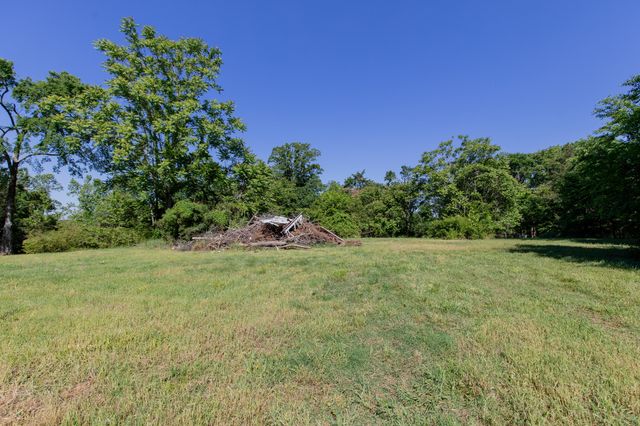 1591 Brinkley Branch Rd, Hendersonville, TN 37075