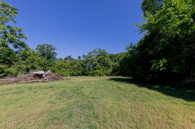 1591 Brinkley Branch Rd, Hendersonville, TN 37075
