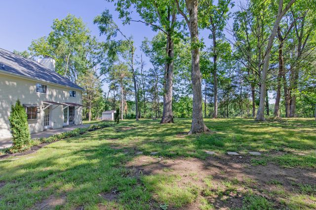 1591 Brinkley Branch Rd, Hendersonville, TN 37075