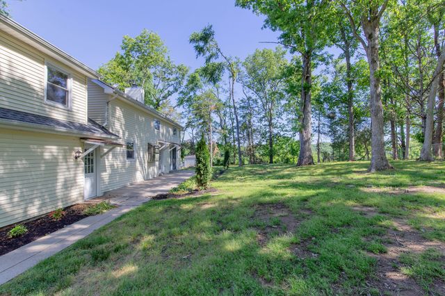 1591 Brinkley Branch Rd, Hendersonville, TN 37075
