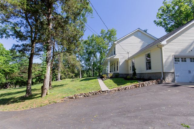 1591 Brinkley Branch Rd, Hendersonville, TN 37075