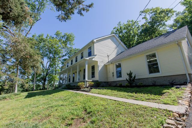 1591 Brinkley Branch Rd, Hendersonville, TN 37075