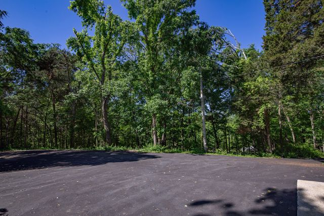 1591 Brinkley Branch Rd, Hendersonville, TN 37075