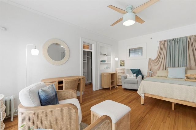 130 4TH AVENUE N 106, St Petersburg, FL 33701