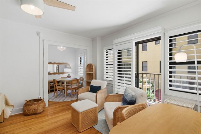 130 4TH AVENUE N 106, St Petersburg, FL 33701