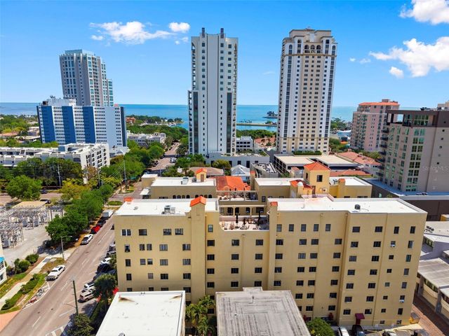 130 4TH AVENUE N 106, St Petersburg, FL 33701