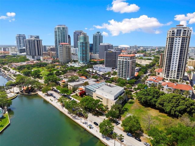 130 4TH AVENUE N 106, St Petersburg, FL 33701