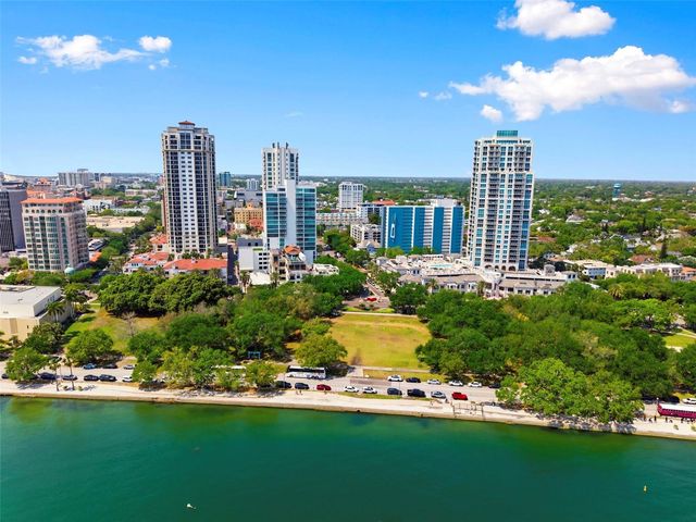 130 4TH AVENUE N 106, St Petersburg, FL 33701