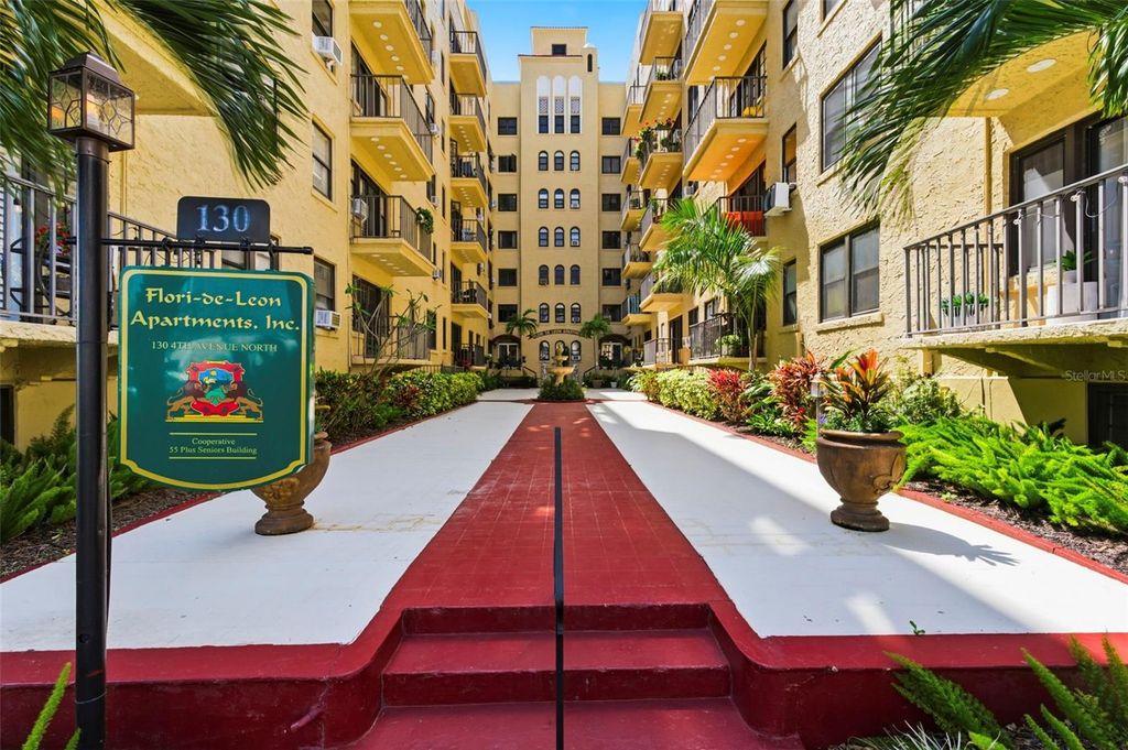 130 4TH AVENUE N 106, St Petersburg, FL 33701